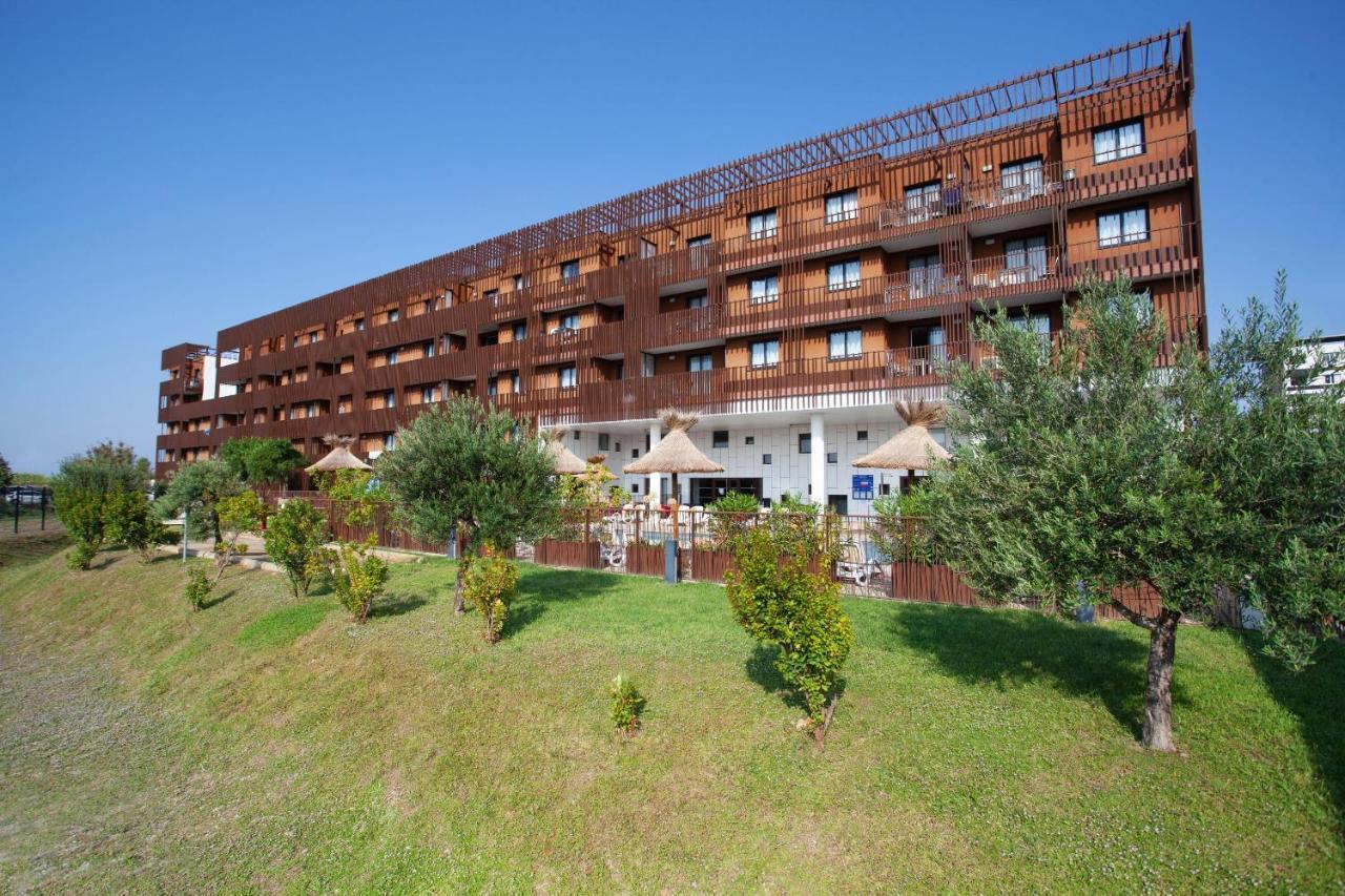 Residence Odalys Terra Gaia Sete Bagian luar foto